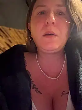 Snapshot of Natali_UA chatting on April 23, 2026, 7:09 am Natali UA online show from April 23, 2026, 7:09 am
