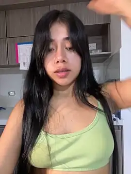 Snapshot of aimi_art1 chatting on March 6, 2025, 3:24 am aimi art1 online show from March 6, 2025, 3:24 am