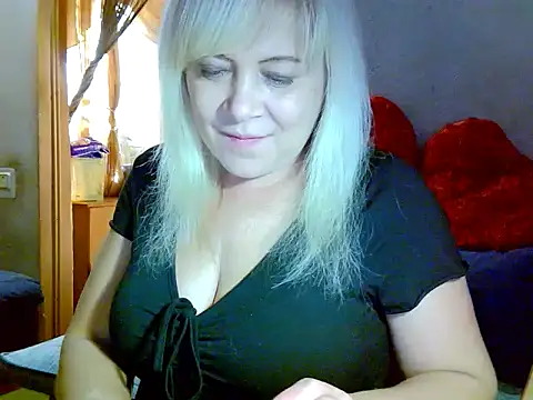 AgoniA7 online show from November 15, 2025, 1:07 pm