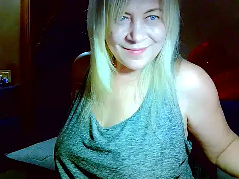 Snapshot of AgoniA7 chatting on February 17, 2026, 3:40 pm AgoniA7 online show from February 17, 2026, 3:40 pm