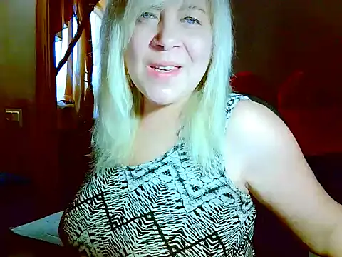 AgoniA7 online show from May 16, 2026, 6:54 am