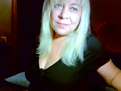 AgoniA7 online show from July 28, 2026, 6:20 pm