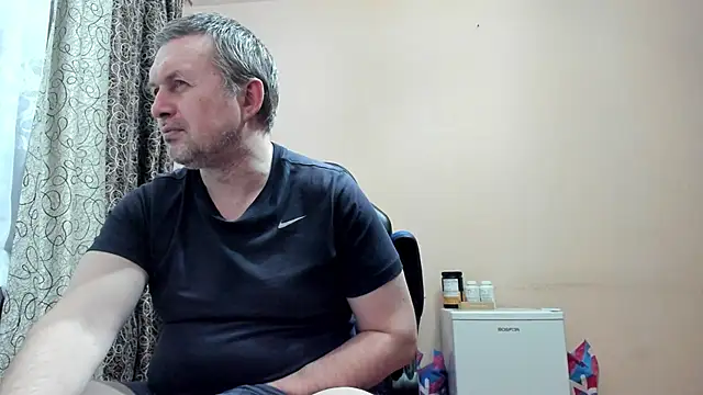 SanFrantsisko online show from February 2, 2026, 9:57 pm