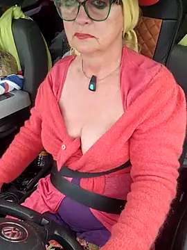 MucMilf59 online show from April 11, 2026, 7:56 am