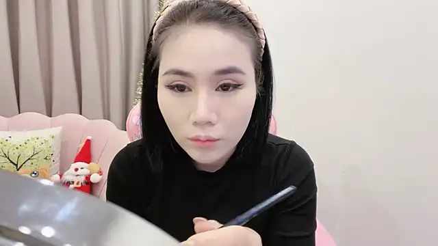 Meilian2021 online show from December 19, 2024, 6:12 am