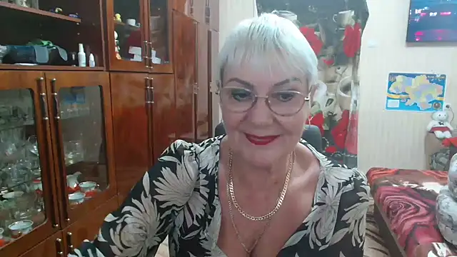 JenaCheim online show from October 7, 2025, 5:48 am