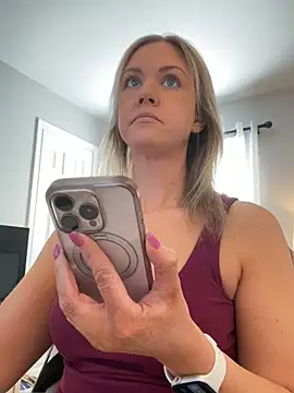 Kay Cakes online show from February 2, 2026, 4:49 pm