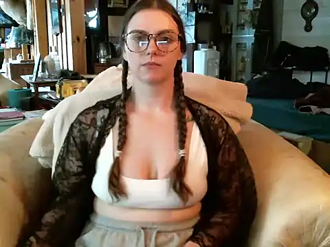 katie kitten38 online show from January 8, 2026, 1:35 pm