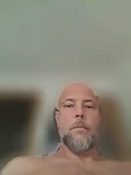 CHIP3NDALES41 online show from July 18, 2026, 5:28 pm