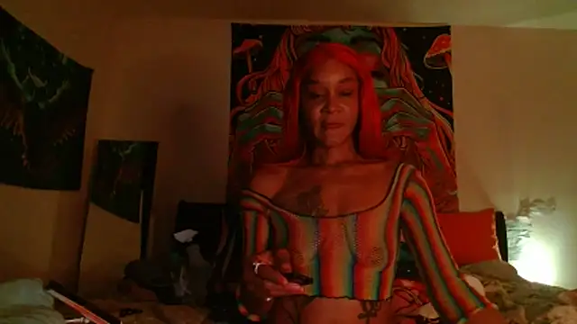 EnticingAaliyah online show from April 5, 2026, 11:02 pm