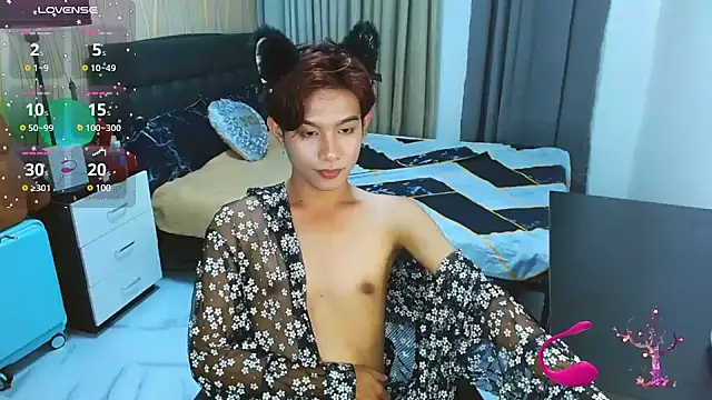 Snapshot of WildestTwink chatting on March 13, 2025, 4:12 pm WildestTwink online show from March 13, 2025, 4:12 pm