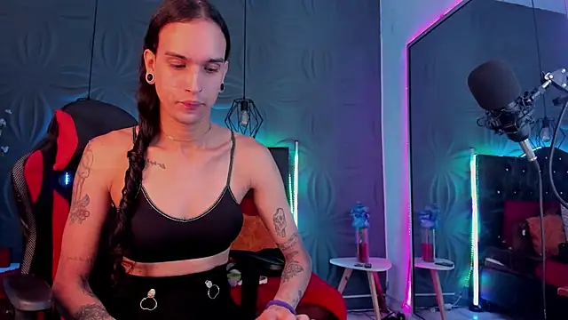 Snapshot of joaisaza chatting on January 14, 2025, 6:24 am joaisaza online show from January 14, 2025, 6:24 am