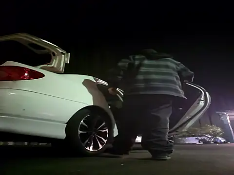 Snapshot of 415cali925 chatting on November 3, 2025, 2:35 am 415cali925 online show from November 3, 2025, 2:35 am