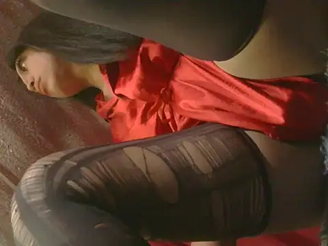 Snapshot of akelah21 chatting on April 1, 2026, 10:18 pm akelah21 online show from April 1, 2026, 10:18 pm