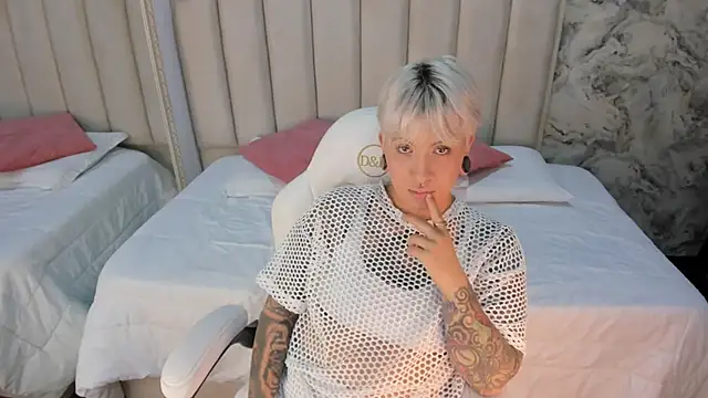 amy ink online show from October 4, 2025, 11:19 am