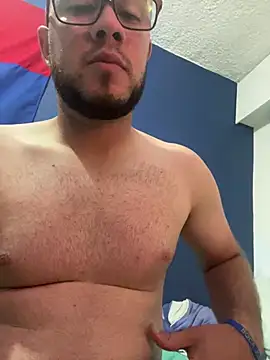 Snapshot of AlejoStrep chatting on March 5, 2026, 5:36 am AlejoStrep online show from March 5, 2026, 5:36 am