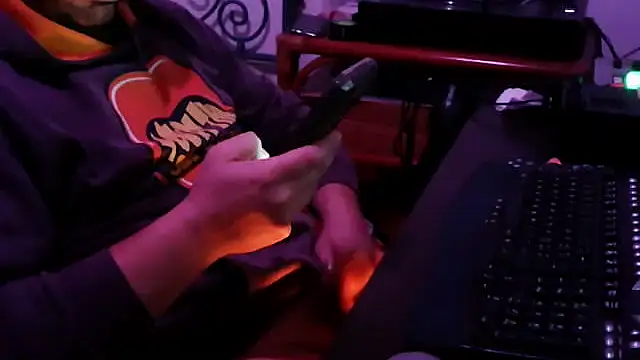 Italian dark desire online show from November 27, 2025, 8:27 am