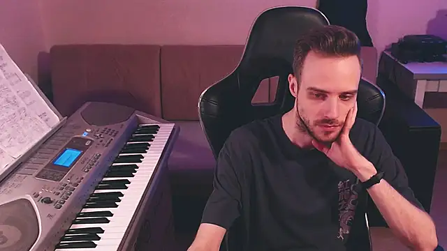 Sweetparker online show from October 29, 2025, 5:14 pm