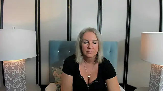 EricaTop online show from January 29, 2025, 4:41 pm