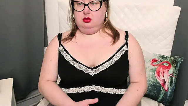 dirtyBonnie online show from February 3, 2025, 7:51 am