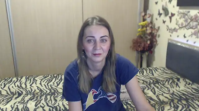 MirabelaSweet online show from February 26, 2026, 12:59 pm