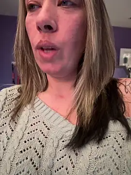 Snapshot of _NinaLuvSins_ chatting on February 23, 2026, 5:21 pm NinaLuvSins online show from February 23, 2026, 5:21 pm