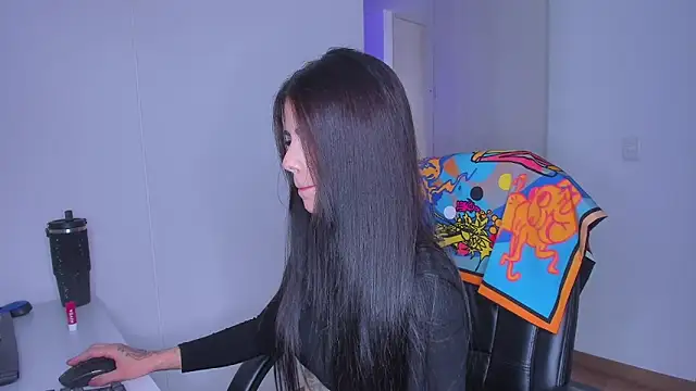 Lisegg  online show from February 25, 2026, 6:17 pm