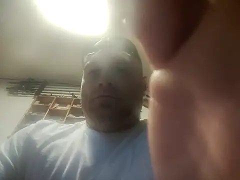 Snapshot of lilpervt chatting on December 19, 2025, 2:35 pm lilpervt online show from December 19, 2025, 2:35 pm