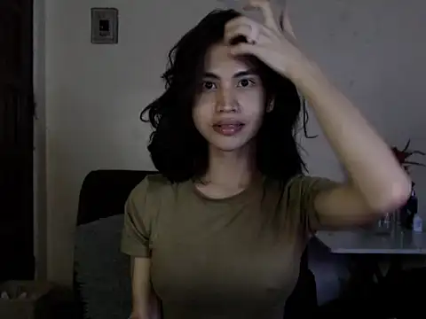Snapshot of _FoxyFlair chatting on April 3, 2026, 8:29 pm FoxyFlair online show from April 3, 2026, 8:29 pm