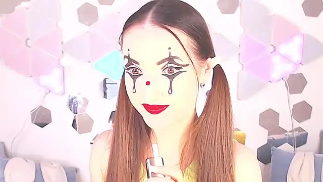 LexiKiss online show from November 5, 2025, 10:54 pm