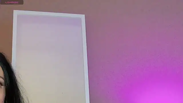 lara heaven online show from March 2, 2025, 7:34 pm