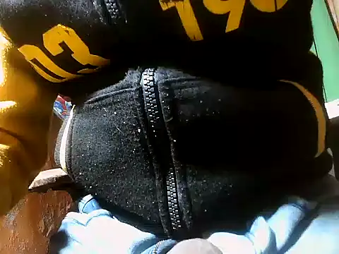 desiboy1101 online show from December 30, 2024, 3:36 am