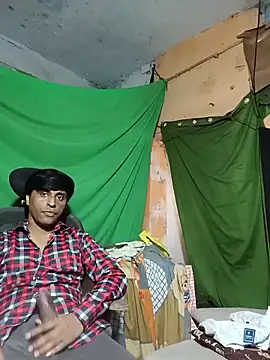 Snapshot of desiboy1101 chatting on May 29, 2026, 3:37 am desiboy1101 online show from May 29, 2026, 3:37 am