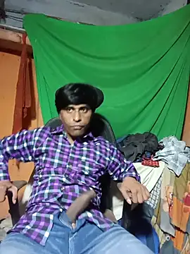 Snapshot of desiboy1101 chatting on June 9, 2026, 2:28 pm desiboy1101 online show from June 9, 2026, 2:28 pm