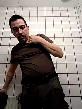 dick81 online show from February 5, 2026, 10:20 am