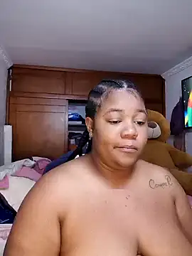 Daddys girl1 online show from March 18, 2025, 4:37 am