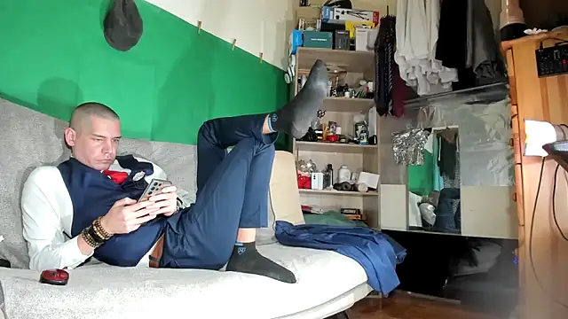 Snapshot of viraglaci18@xh chatting on February 3, 2026, 6:40 am viraglaci18xh online show from February 3, 2026, 6:40 am