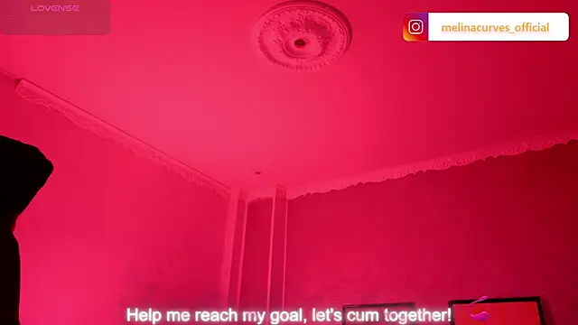 Snapshot of _MelinaCurves_ chatting on February 18, 2025, 12:48 am MelinaCurves online show from February 18, 2025, 12:48 am