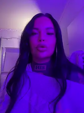 Snapshot of _MelinaCurves_ chatting on September 13, 2025, 9:14 pm MelinaCurves online show from September 13, 2025, 9:14 pm