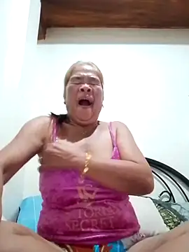 Snapshot of sexylizzy4u chatting on January 26, 2025, 12:01 pm sexylizzy4u online show from January 26, 2025, 12:01 pm