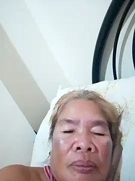 Snapshot of sexylizzy4u chatting on February 15, 2025, 12:43 pm sexylizzy4u online show from February 15, 2025, 12:43 pm