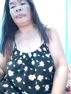 Snapshot of sexylizzy4u chatting on March 8, 2025, 6:05 pm sexylizzy4u online show from March 8, 2025, 6:05 pm