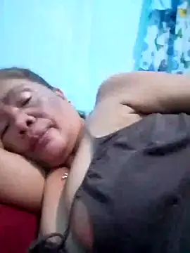 Snapshot of sexylizzy4u chatting on October 4, 2025, 2:48 pm sexylizzy4u online show from October 4, 2025, 2:48 pm