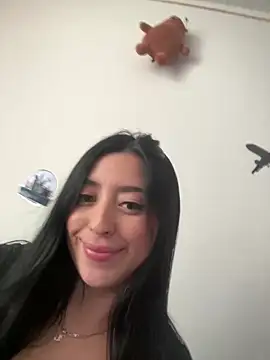 Snapshot of Sofhi_corolinne31 chatting on December 10, 2024, 9:54 pm Sofhi corolinne31 online show from December 10, 2024, 9:54 pm