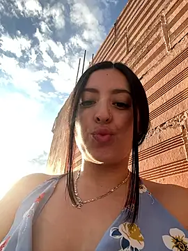 Snapshot of Sofhi_corolinne31 chatting on March 12, 2025, 10:28 pm Sofhi corolinne31 online show from March 12, 2025, 10:28 pm