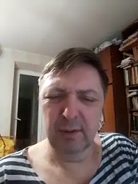 Snapshot of Pokaz2020 chatting on May 17, 2026, 7:54 pm Pokaz2020 online show from May 17, 2026, 7:54 pm