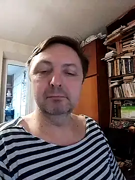 Snapshot of Pokaz2020 chatting on June 10, 2026, 6:07 pm Pokaz2020 online show from June 10, 2026, 6:07 pm