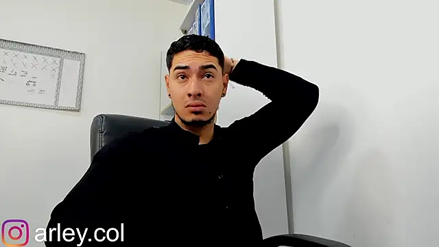 Dimitri Colleman online show from December 15, 2024, 10:04 pm