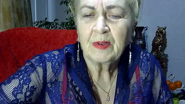 Emma52610 online show from February 7, 2025, 12:28 pm