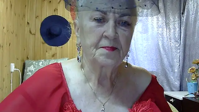 Emma52610 online show from October 18, 2025, 11:33 am